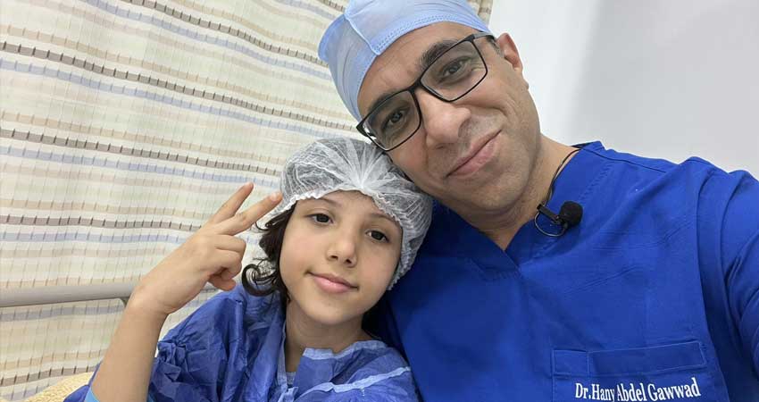 “قالوا لأمها ودعيها”..طبيب يحقق “المستحيل” مع طفلة سعودية